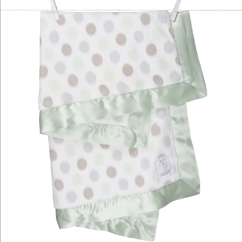 NWT Little Giraffe Luxe Dot blanket